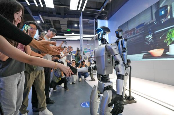 杨方配资 中国机器人能否成为消费新贵